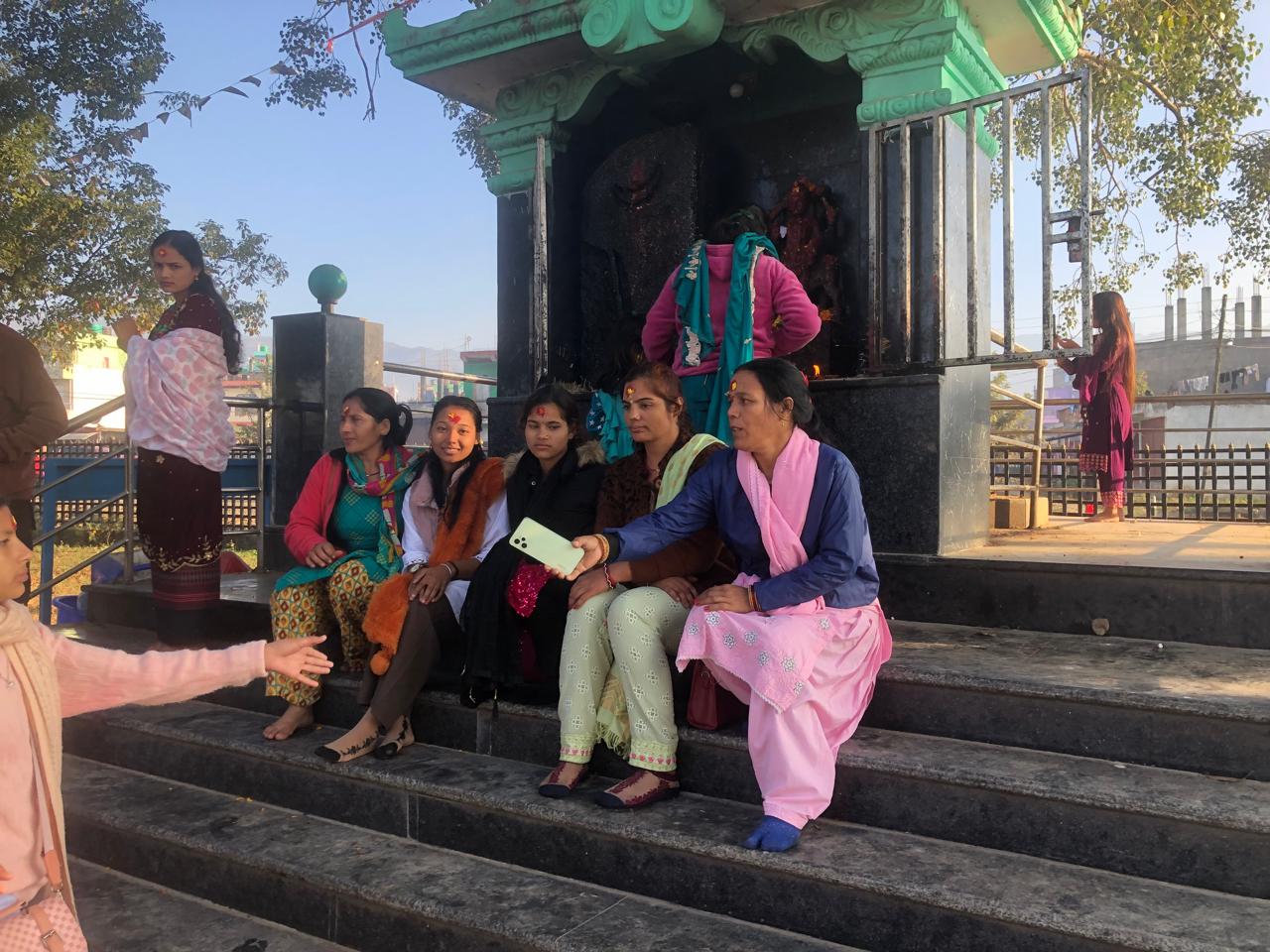 Picnic Program - Mount Apee EBS photo gallery featuring school activities and events